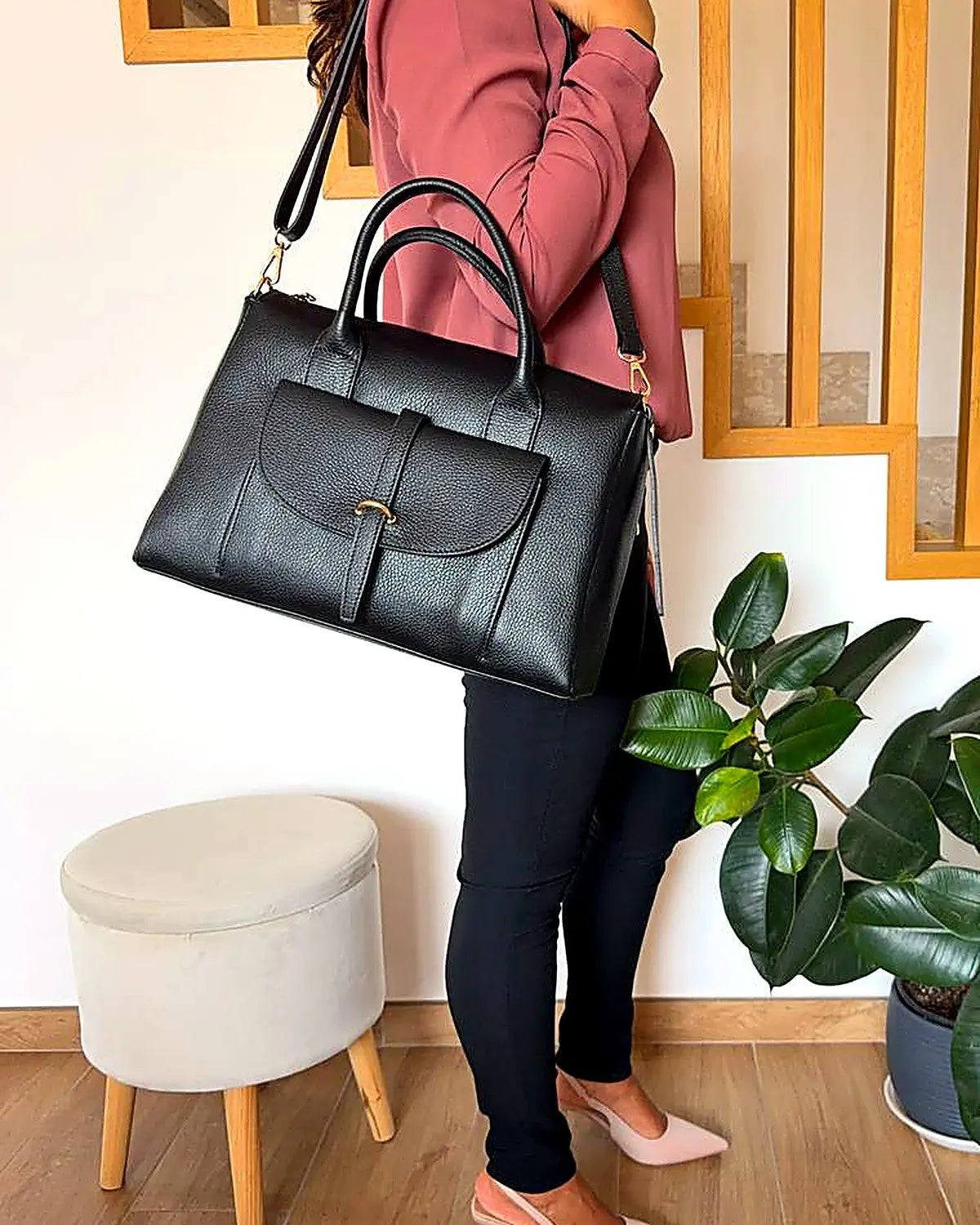 Borsa contessa indossata