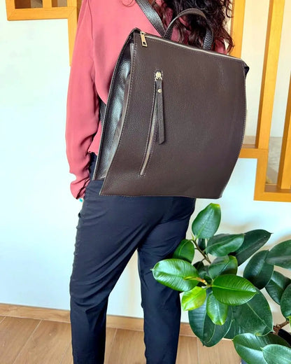 Margot borsa zaino pelle indossata