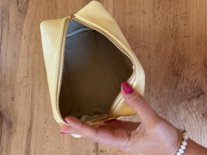 Pochette nuvola pelle media aperta