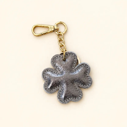 Portachiavi charm borsa quadrifoglio pelle bronzo
