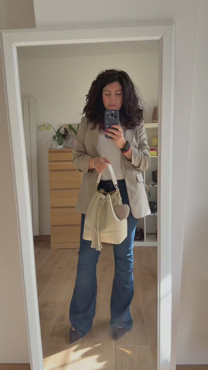 borsa-secchiello-grande-vera-pelle-tracolla-manico-video