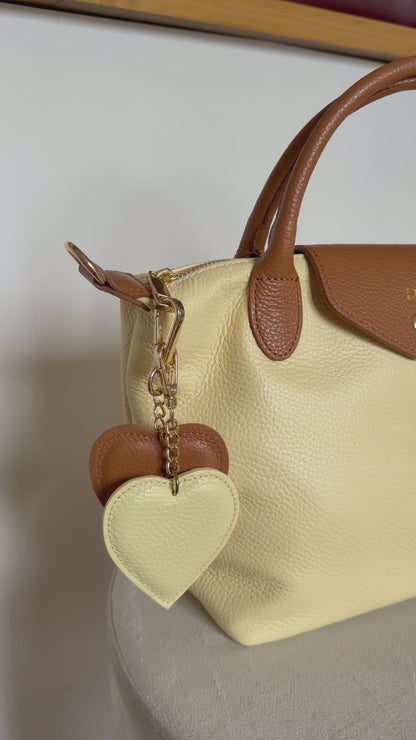 portachiavi-charm-borsa-pelle-cuoricino-video